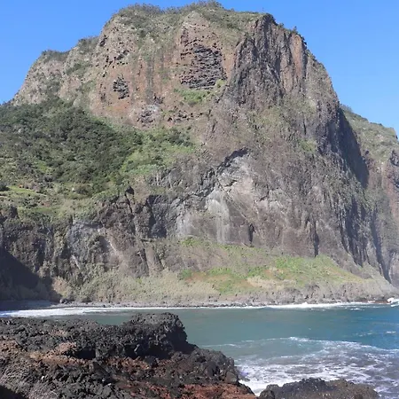 Domus Dino Porto da Cruz